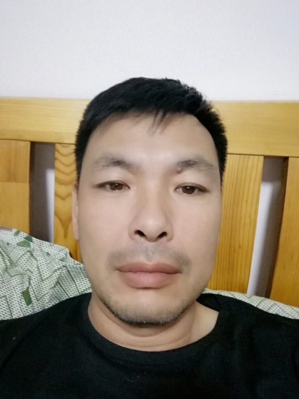 不爱当牛的第一张照片--三亚残疾人相亲网